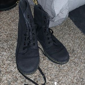 D O C  M A R T E N S